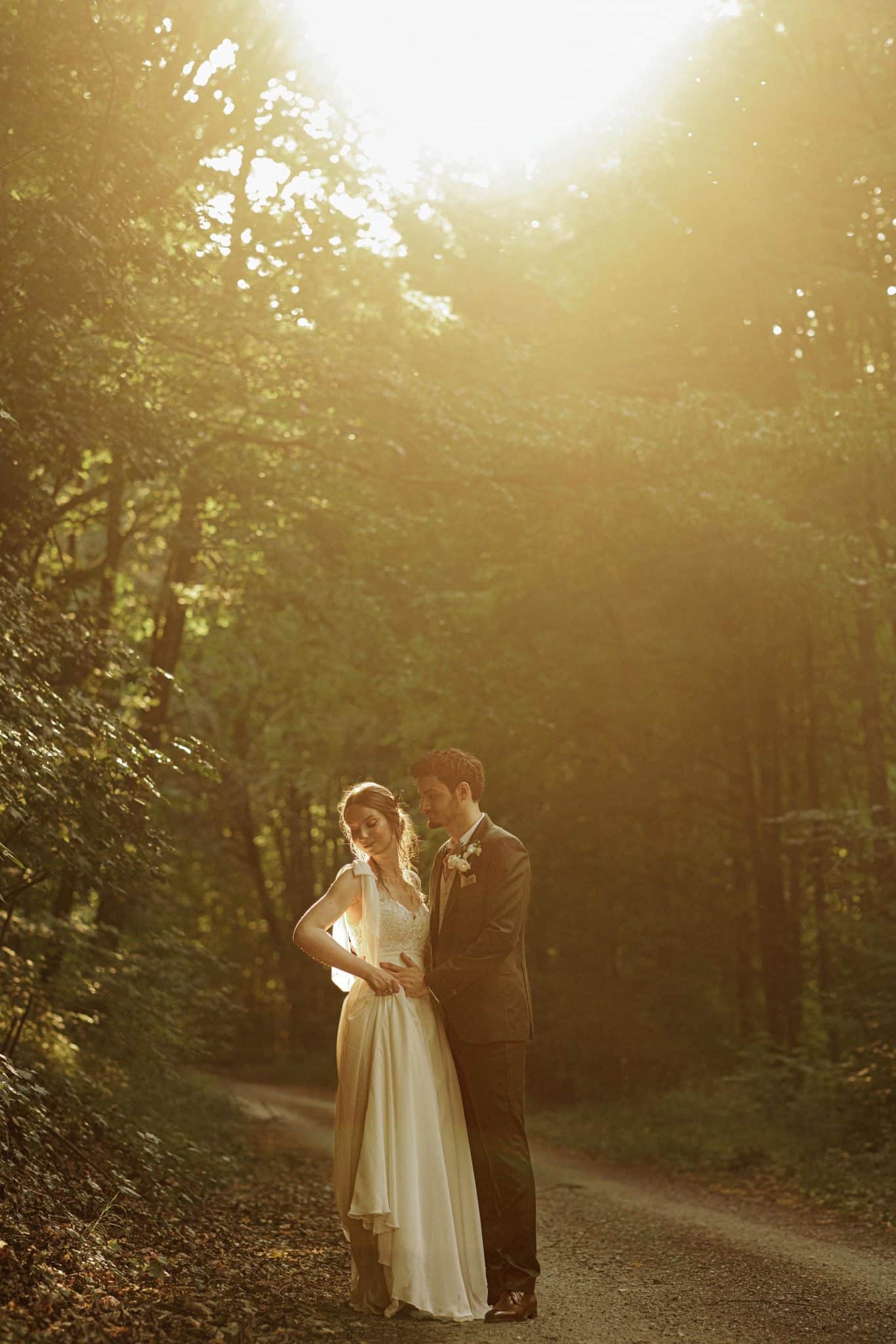séance photo mariage parc Marcel Dassault Beauvais lumière rayons soleil